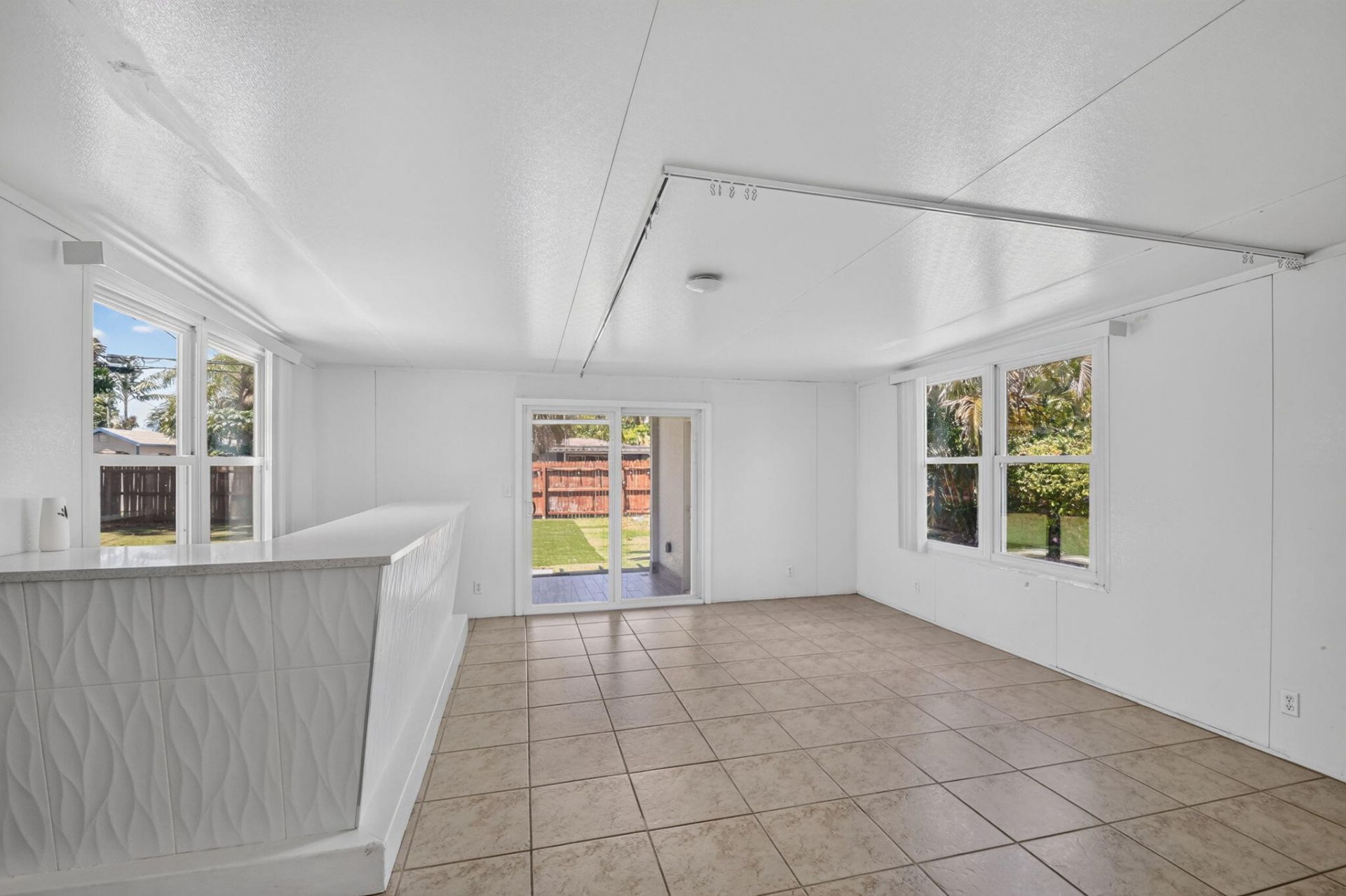 907 Wright Drive, Lake Worth Beach, FL 33461 Photo