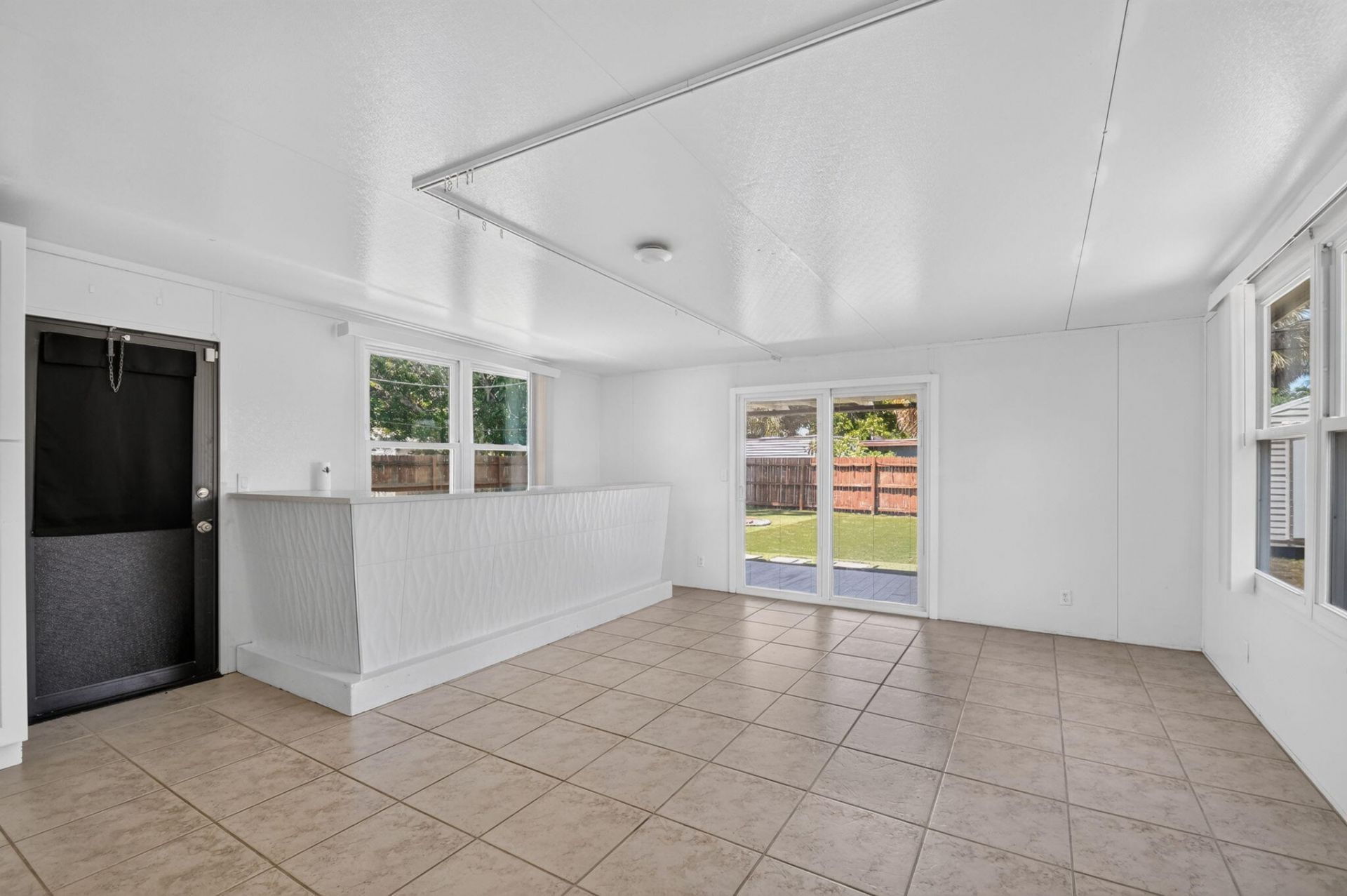 907 Wright Drive, Lake Worth Beach, FL 33461 Photo