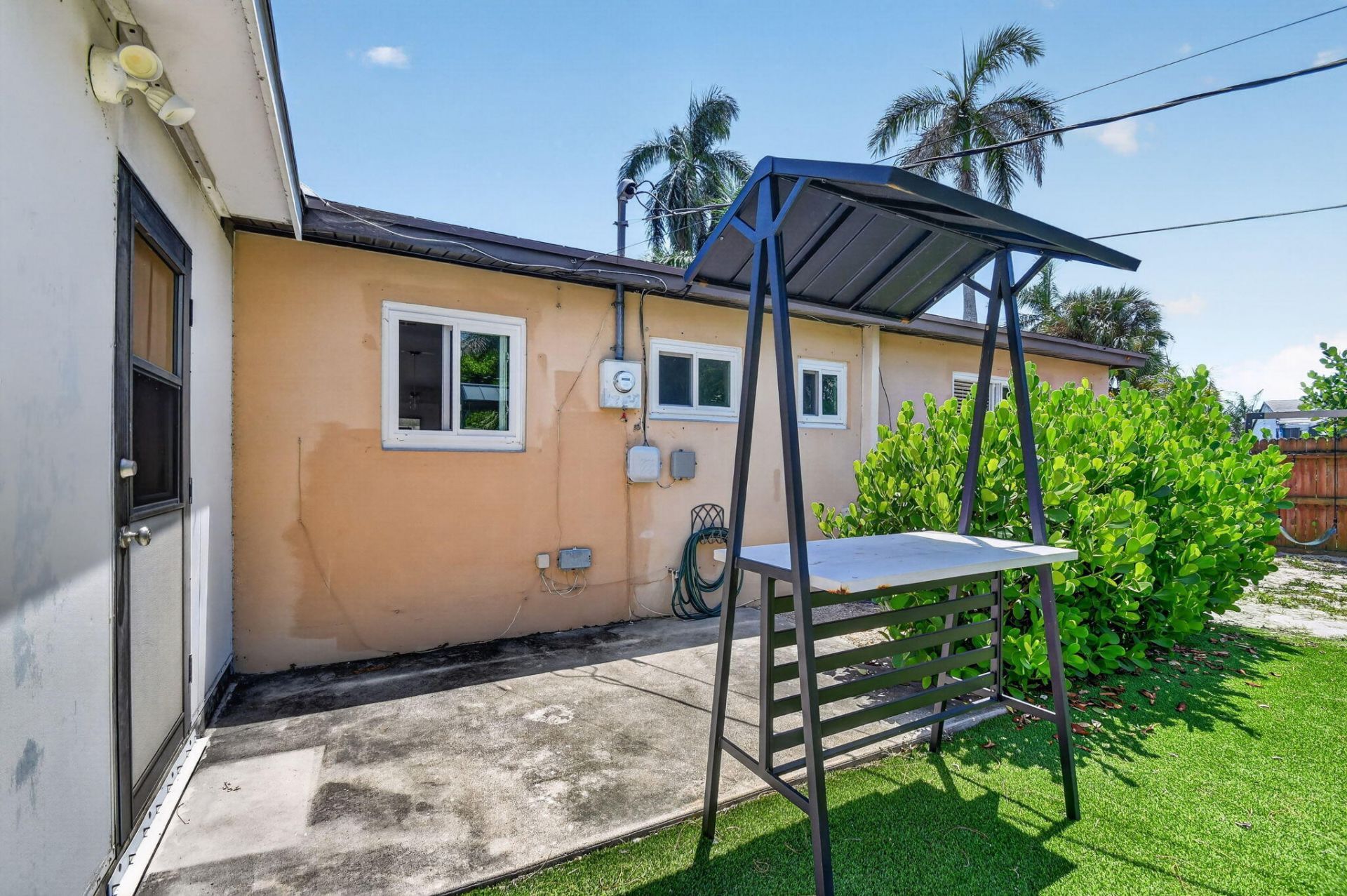 907 Wright Drive, Lake Worth Beach, FL 33461 Photo