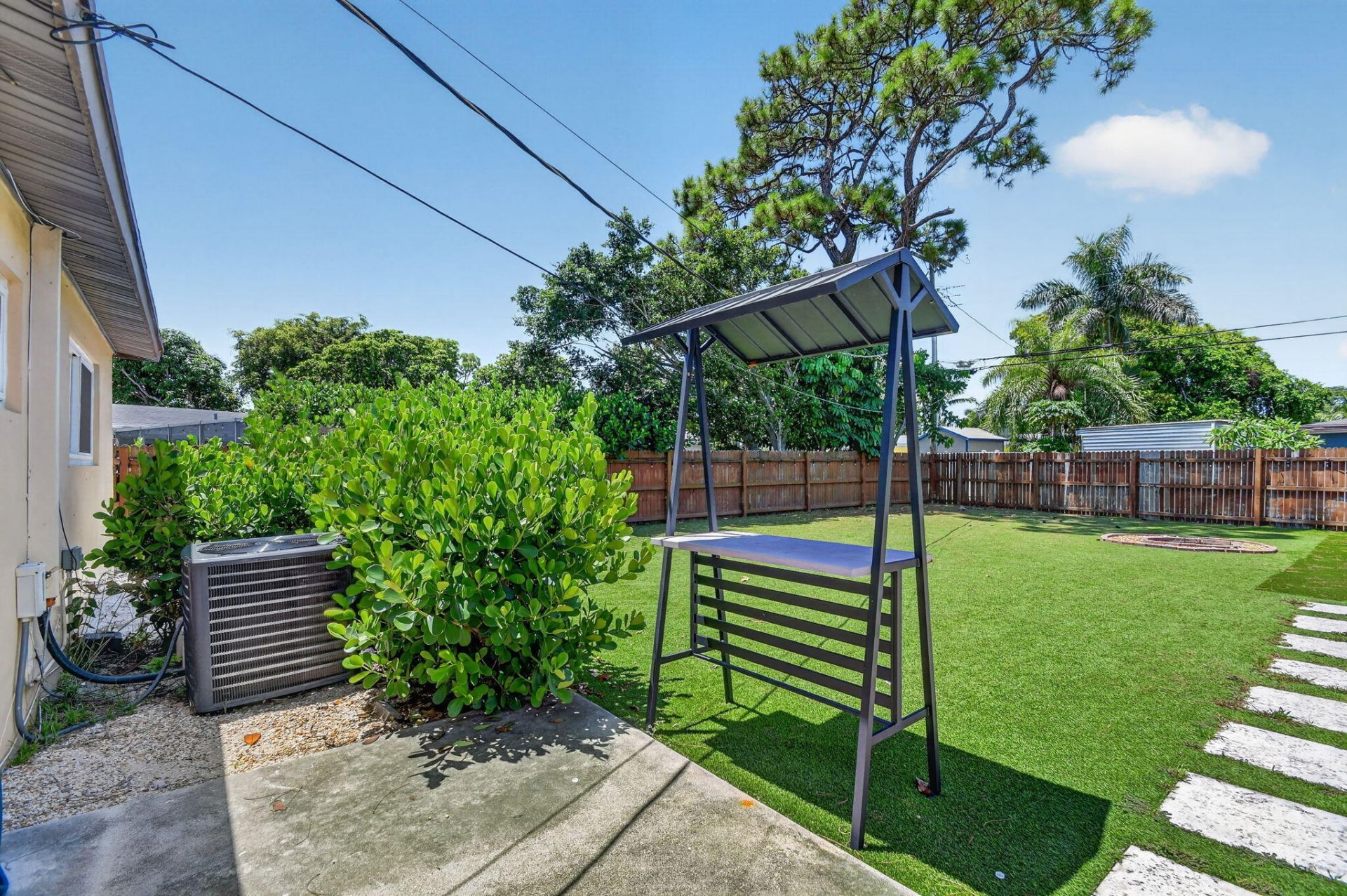 907 Wright Drive, Lake Worth Beach, FL 33461 Photo