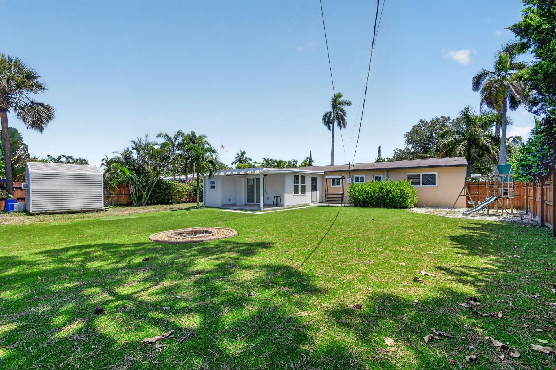 907 Wright Drive, Lake Worth Beach, FL 33461 Photo