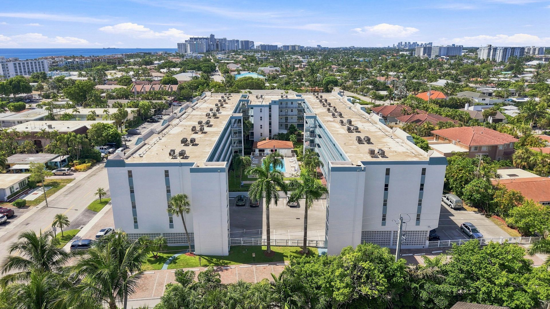 4629 Poinciana Street, Unit 304, Lauderdale by the Sea, FL 33308 Photo