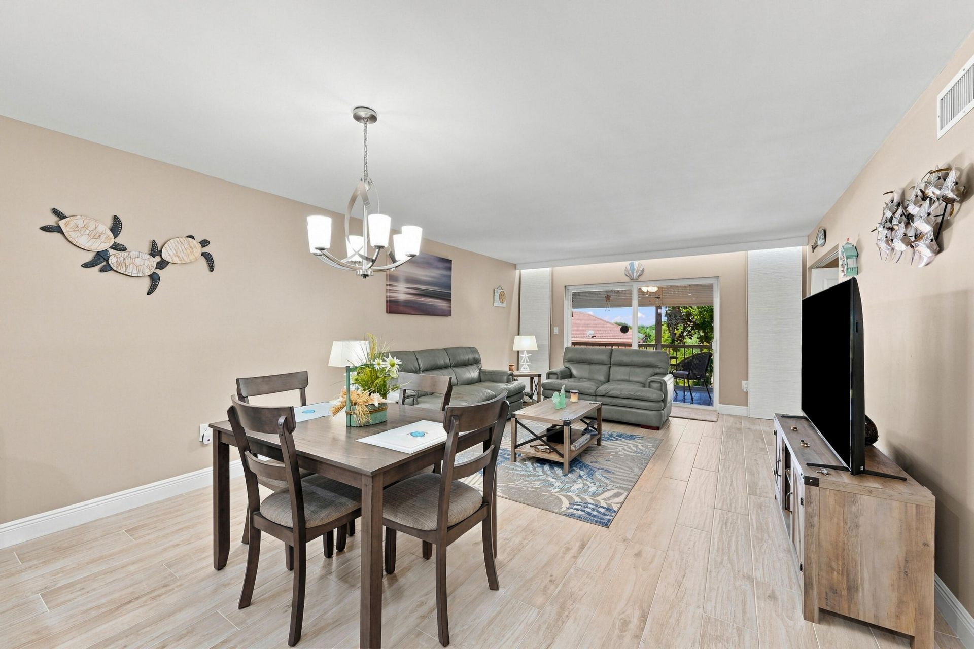 4629 Poinciana Street, Unit 304, Lauderdale by the Sea, FL 33308 Photo