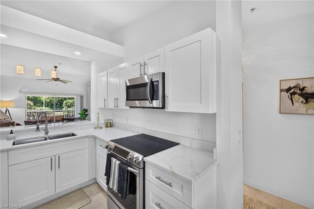 2815 Cypress Trace Cir, Unit 204, Naples, FL 34119 Photo