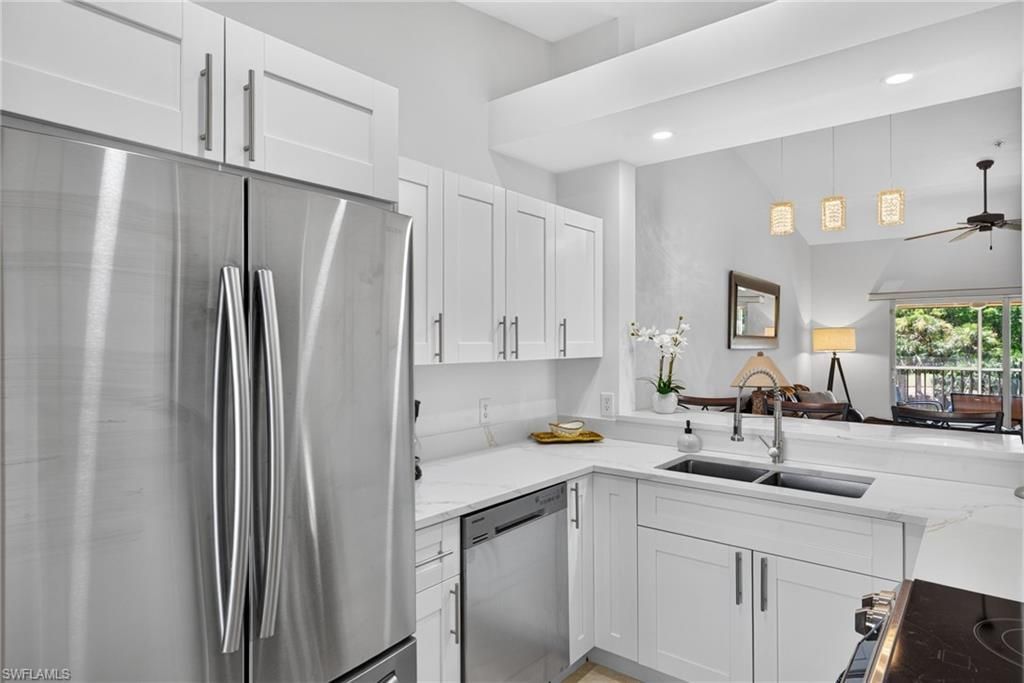 2815 Cypress Trace Cir, Unit 204, Naples, FL 34119 Photo