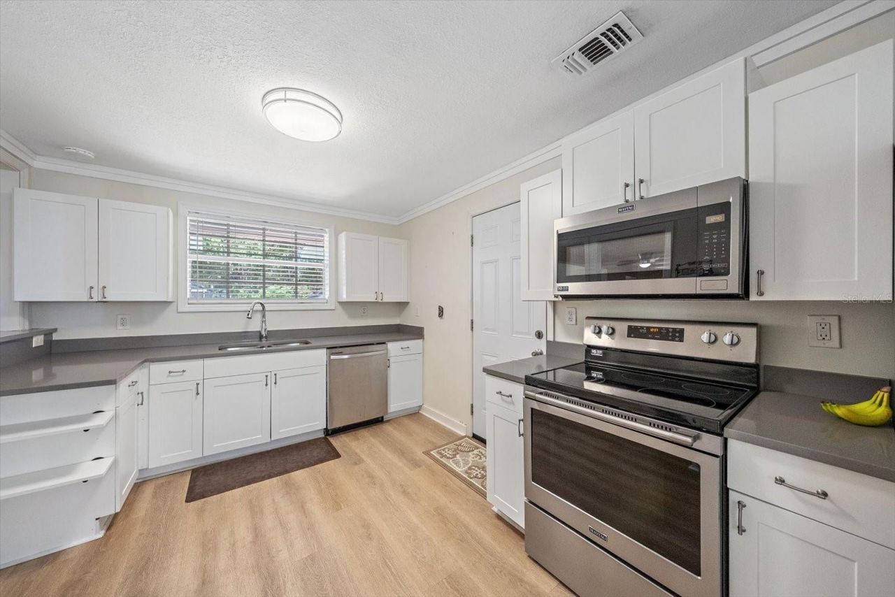 710 26th Street W, Bradenton, FL 34205 Photo