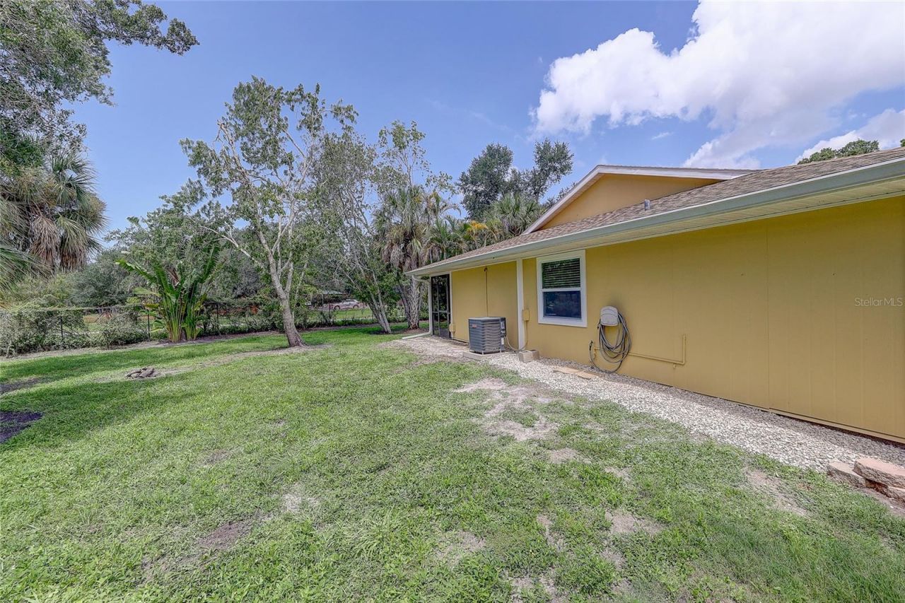 4625 Summerwind Drive , Unit 13, Sarasota, FL 34234 Photo