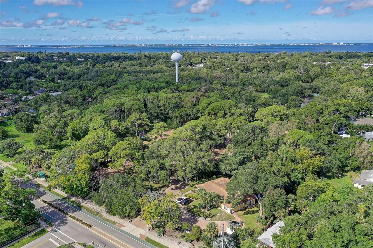 4625 Summerwind Drive , Unit 13, Sarasota, FL 34234 Photo