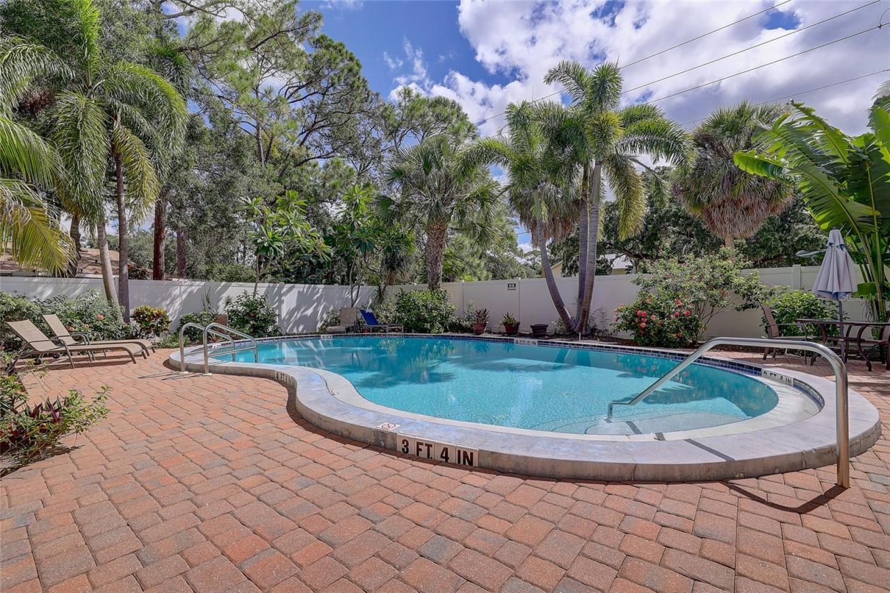 4625 Summerwind Drive , Unit 13, Sarasota, FL 34234 Photo