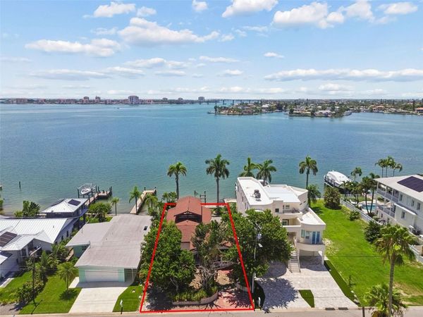 720 BOCA CIEGA ISLE DRIVE , ST PETE BEACH, FL 33706
