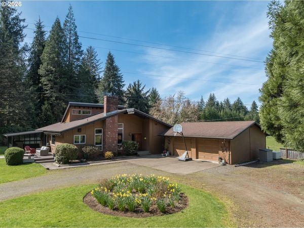 871 OLD RIVER RD, Siletz, OR 97380