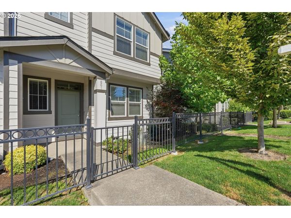 861 N 19TH AVE, Cornelius, OR 97113