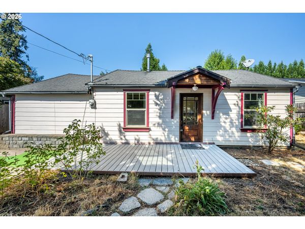 105 S R ST, Cottage Grove, OR 97424