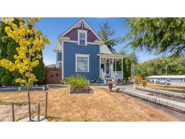 2206 MARION ST, North Bend, OR 97459