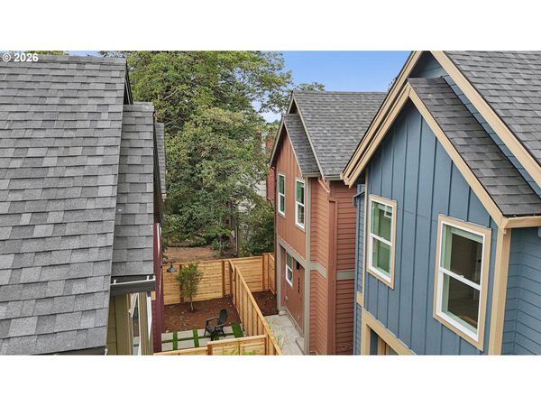 5448 NE PRESCOTT ST, Unit 5, Portland, OR 97218