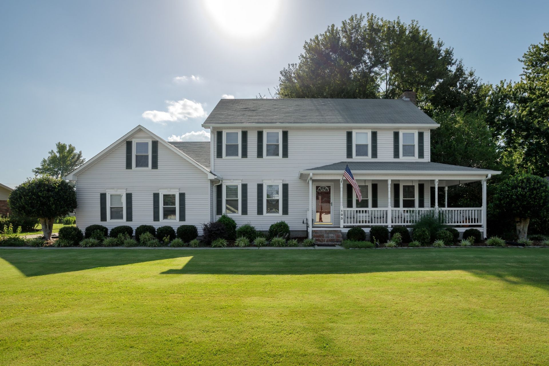 103 Oakview St, Florence, AL 35633 Main Photo