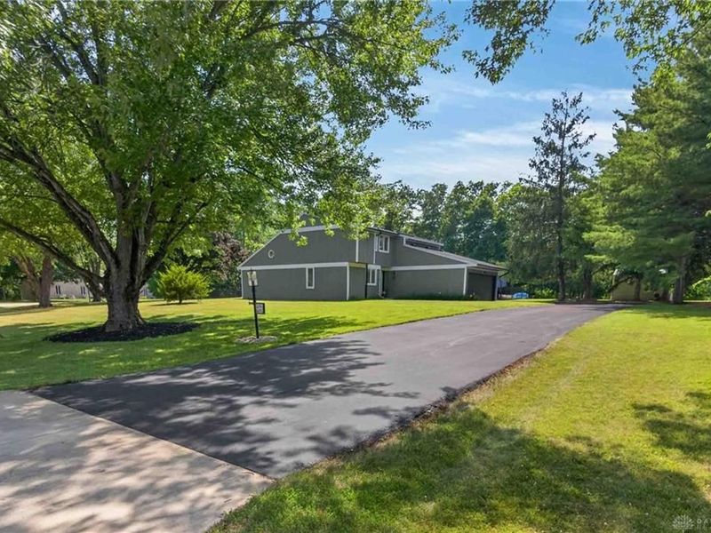 14155 Charm Hill Drive, Sidney, OH 45365 Photo 2