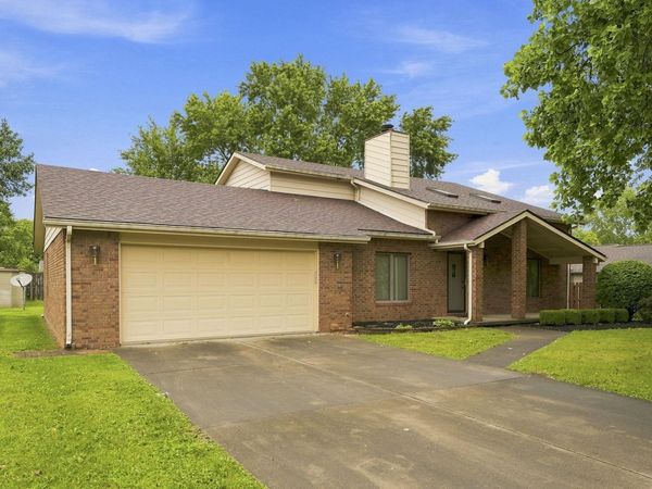 4208 W Hummingbird Way, Muncie, IN 47304