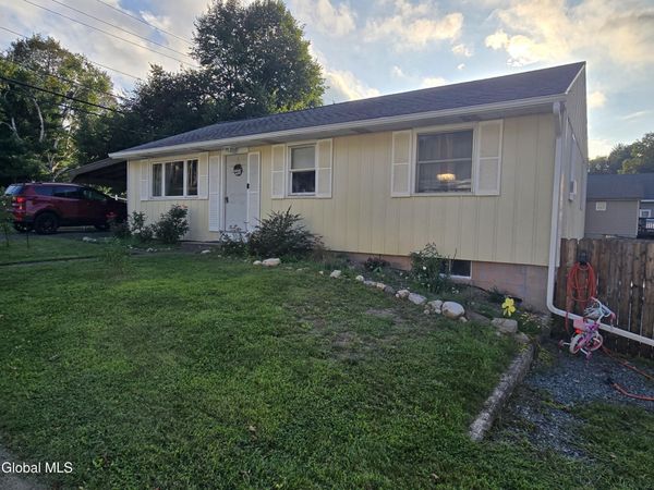 46 Powell Street, Wynantskill, NY 12198