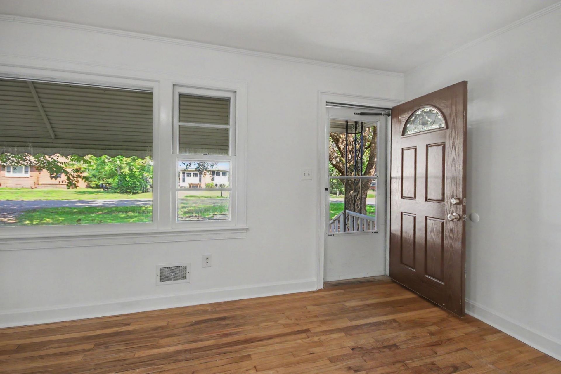 1916 Calhoun Dr. Photo 9