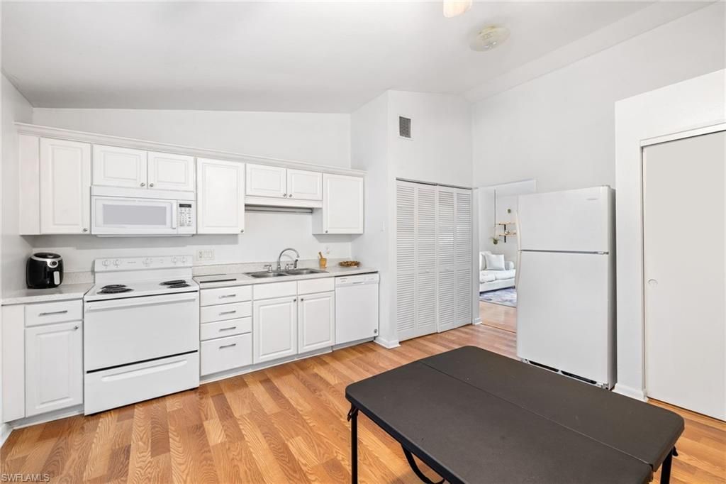 5406 16th Pl Sw, Unit E4, Naples, FL 34116 Photo