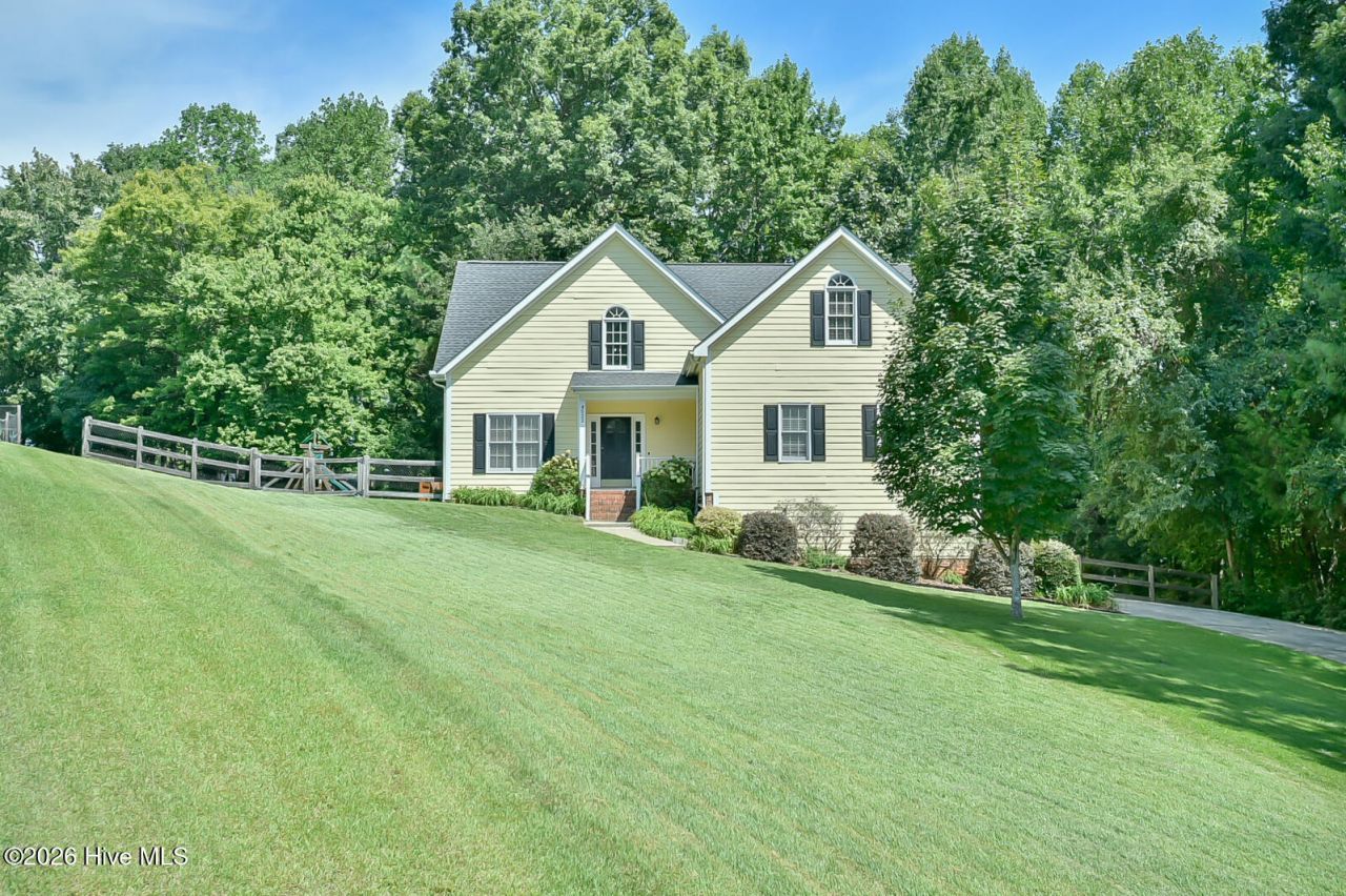 4522 Bracada Drive, Durham, NC 27705 Main Photo