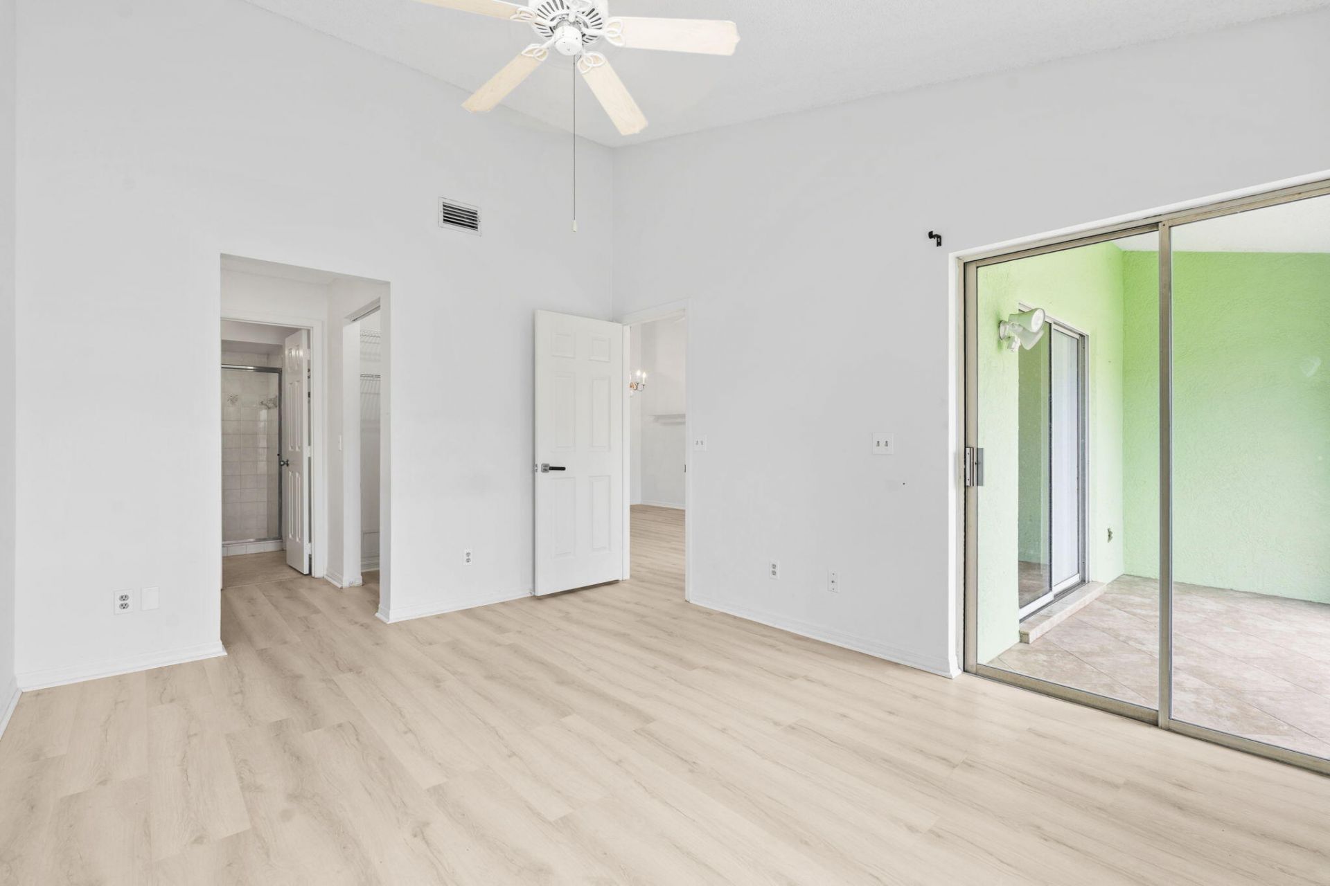 538 9th Place, Vero Beach, FL 32960 Photo