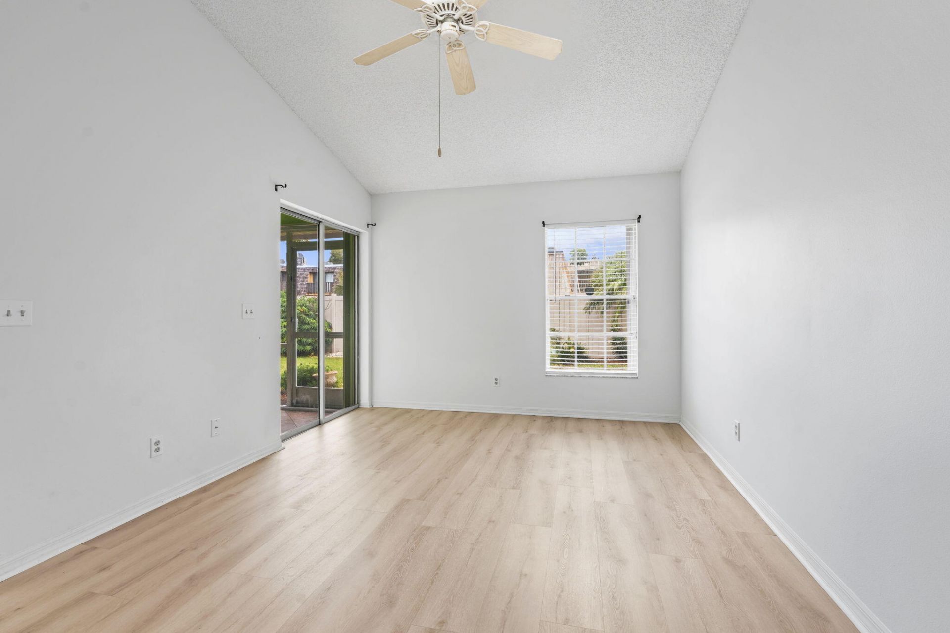 538 9th Place, Vero Beach, FL 32960 Photo