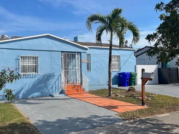 2645 SW 33rd Ave , Miami, FL 33133