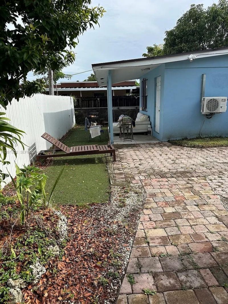 2645 SW 33rd Ave , Unit 2, Miami, FL 33133 Photo
