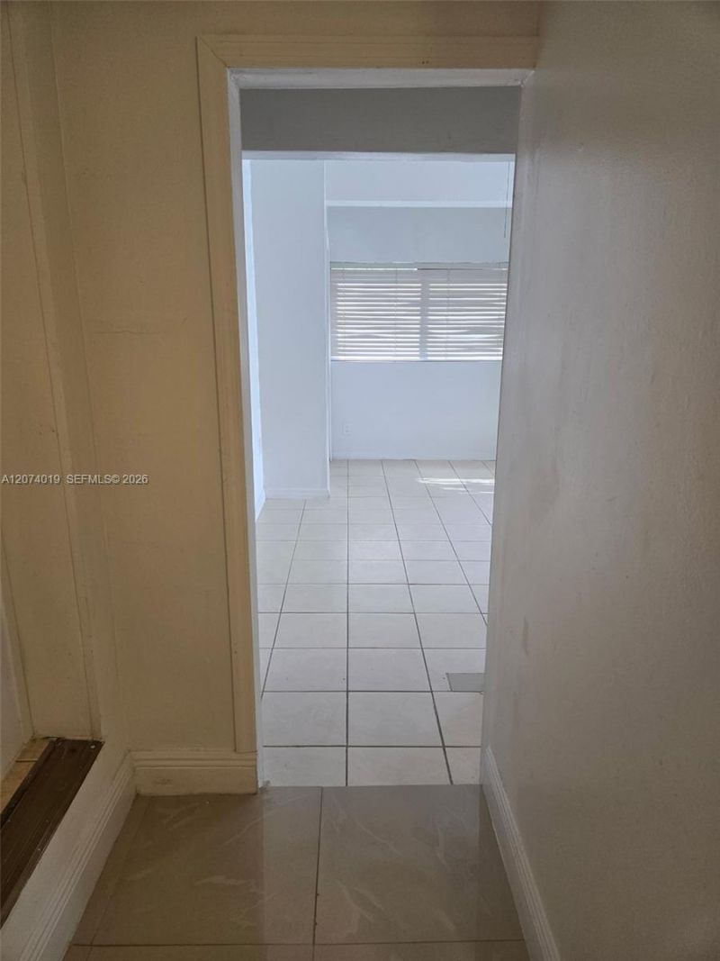 7785 SW 36th St , Unit Back, Miami, FL 33155 Photo