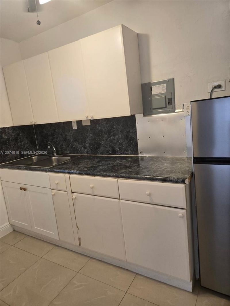 7785 SW 36th St , Unit Back, Miami, FL 33155 Photo