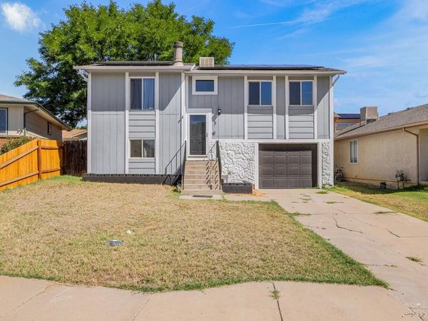 7 Plymouth Circle, Pueblo, CO 81003