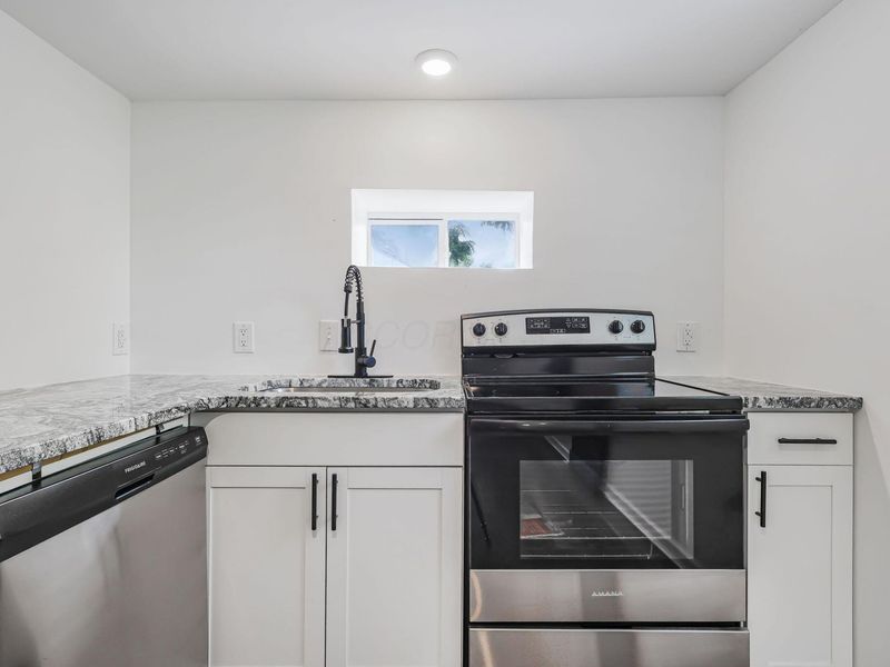 2461 Bremen Street , Columbus, OH 43211 Photo 13