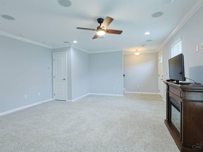9558 Cobblestone Walk, West Chester, OH 45069 Photo 12