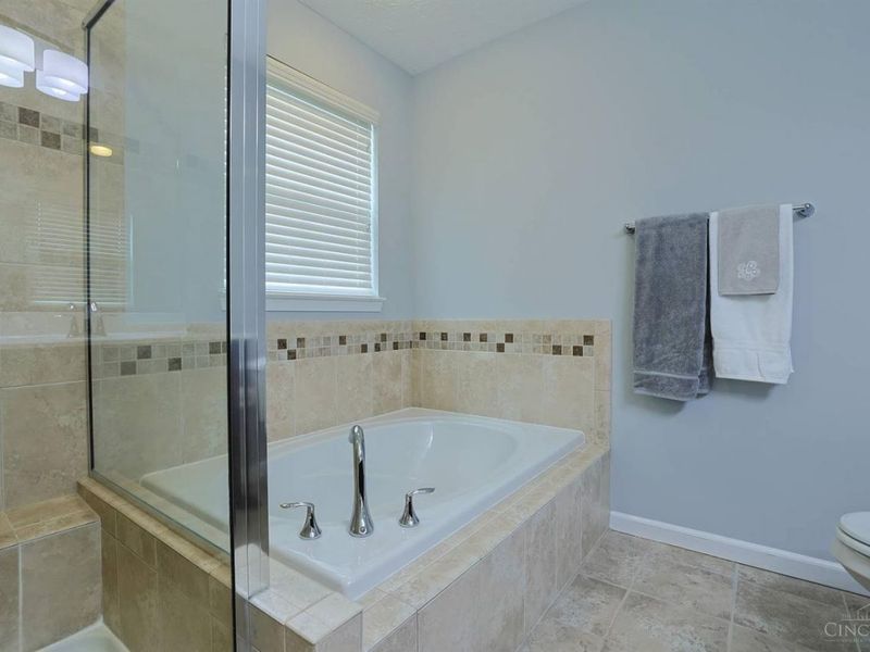 9558 Cobblestone Walk, West Chester, OH 45069 Photo 26