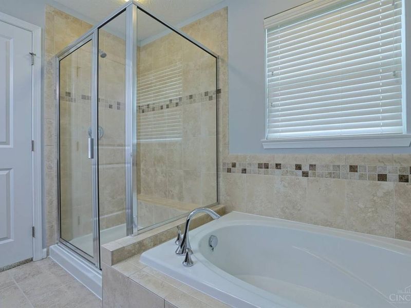 9558 Cobblestone Walk, West Chester, OH 45069 Photo 27