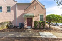 4585 Girvan Dr.  photo 4