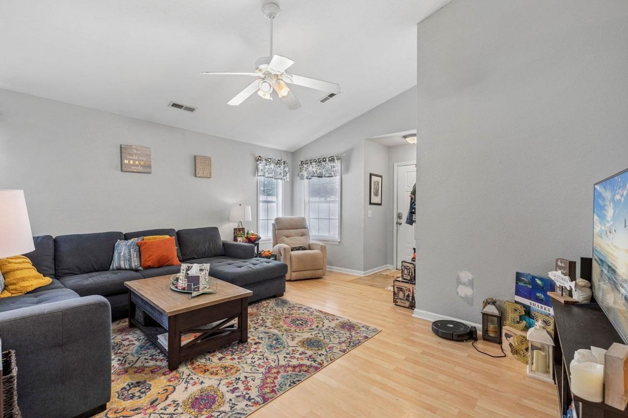 502 Callalily Ct.  Photo 6