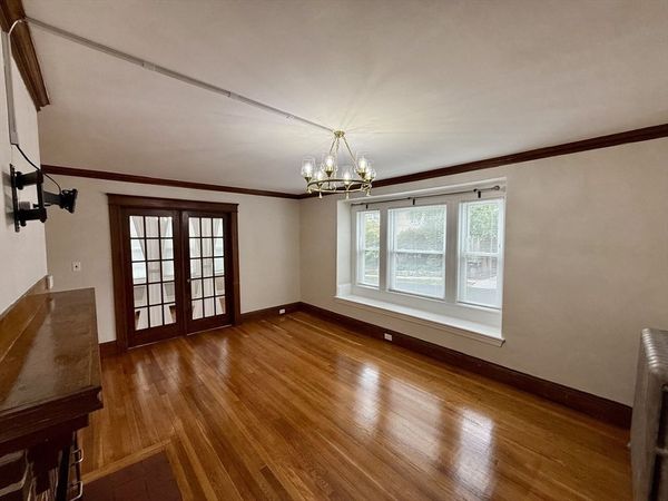 7 Flint Road, Unit 1, Watertown, MA 02472