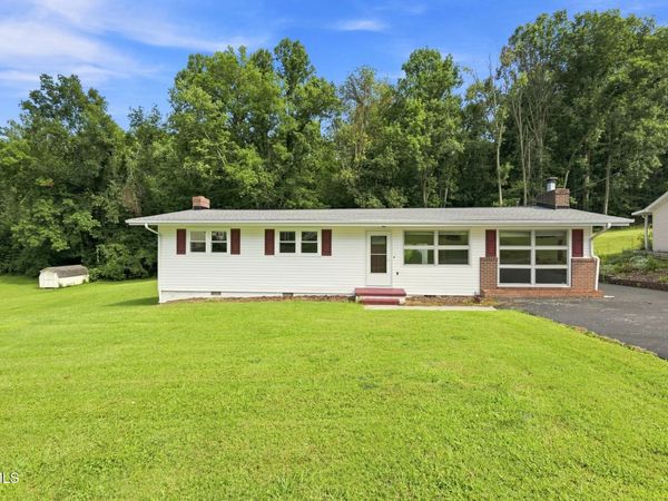 273 Deerfield Drive, Bristol, TN 37620