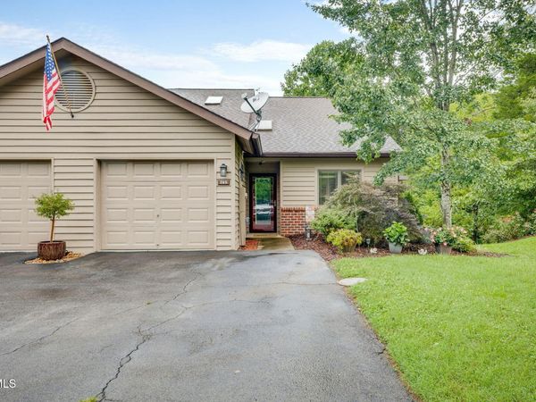 265 Willowbend Place, Unit 265, Kingsport, TN 37660