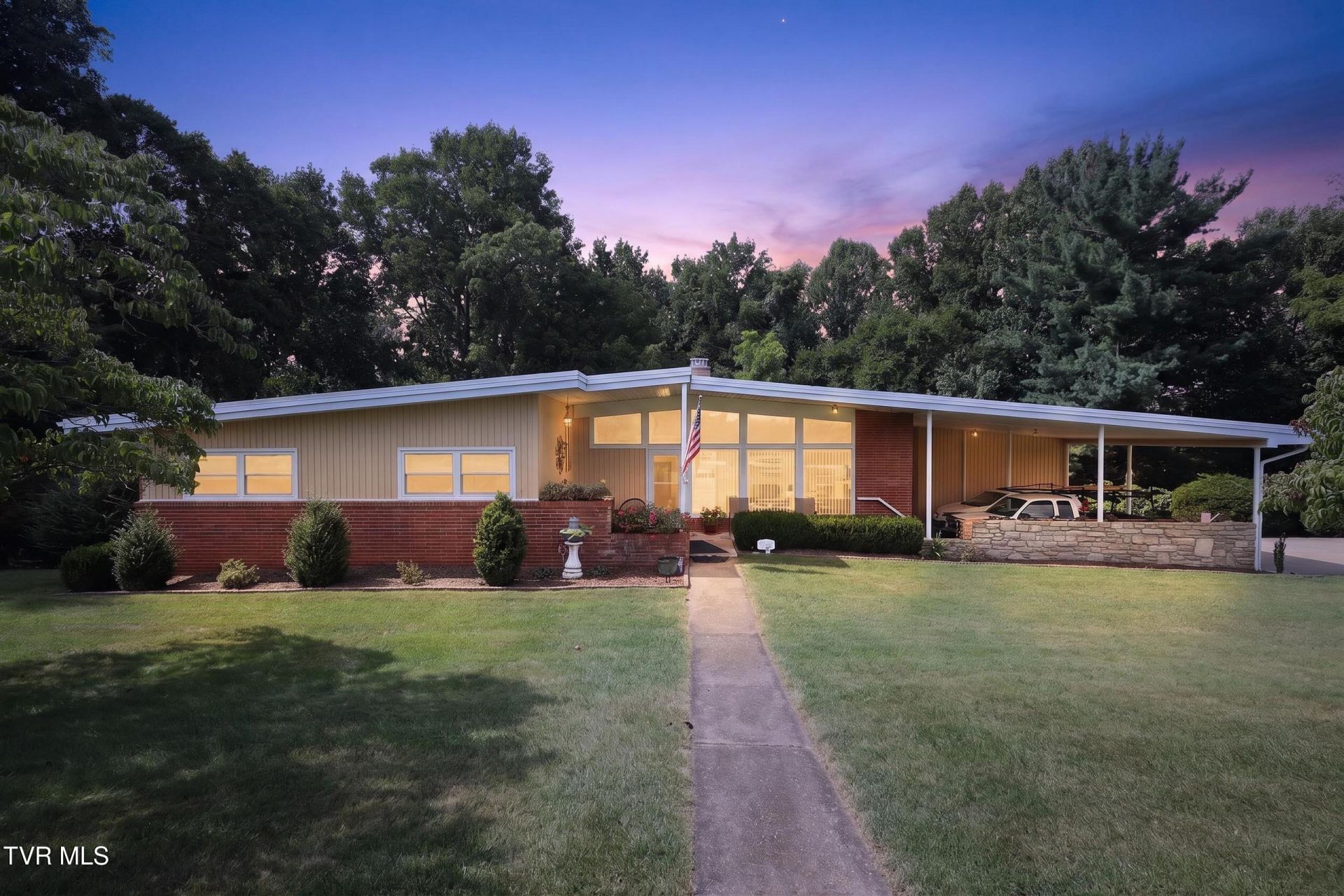 4616 Old Stage Road, Kingsport, TN 37664 Main Photo