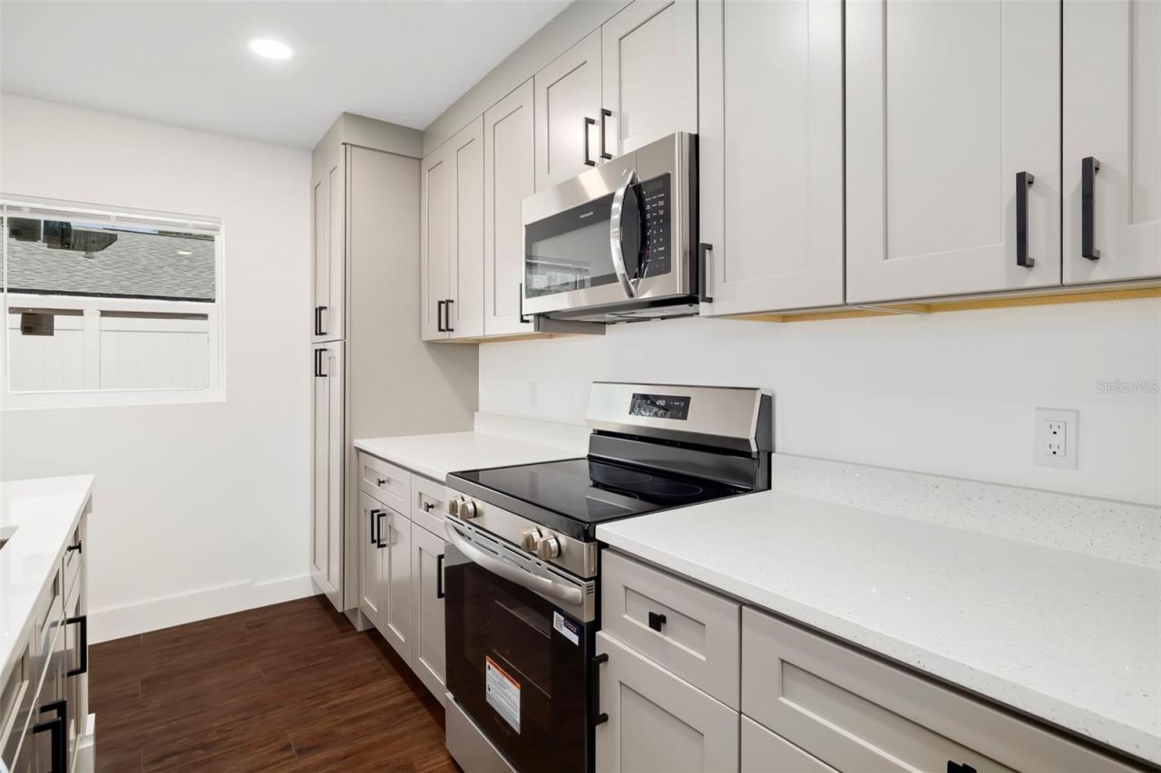 1414 17th Avenue W, Unit A&B, Bradenton, FL 34205 Photo