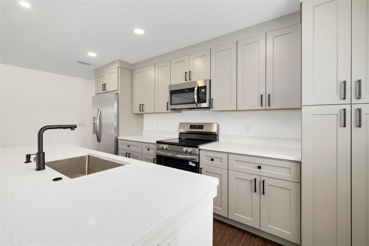 1414 17th Avenue W, Unit A&B, Bradenton, FL 34205 Photo