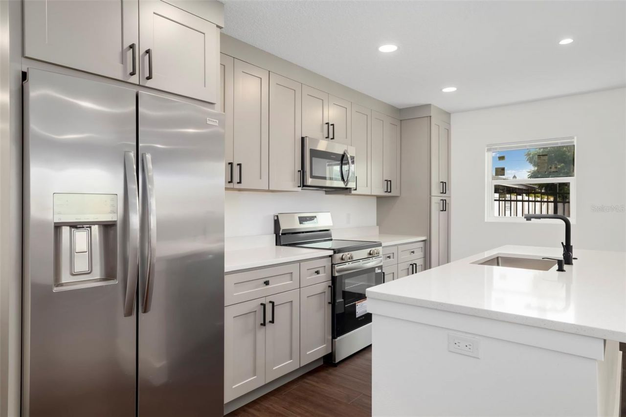 1414 17th Avenue W, Unit A&B, Bradenton, FL 34205 Photo
