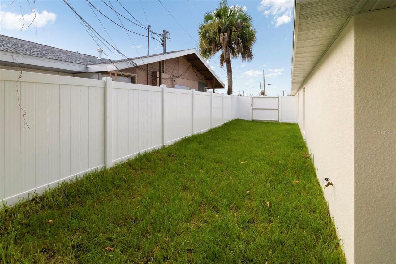 1414 17th Avenue W, Unit A&B, Bradenton, FL 34205 Photo