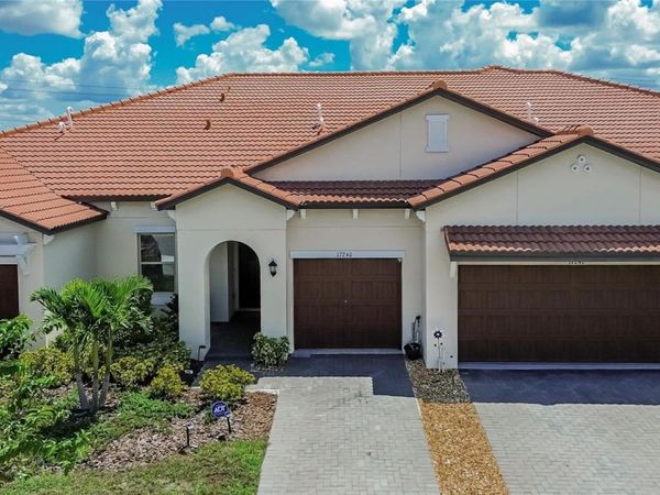 17240 HOLLY WELL AVENUE , WIMAUMA, FL 33598