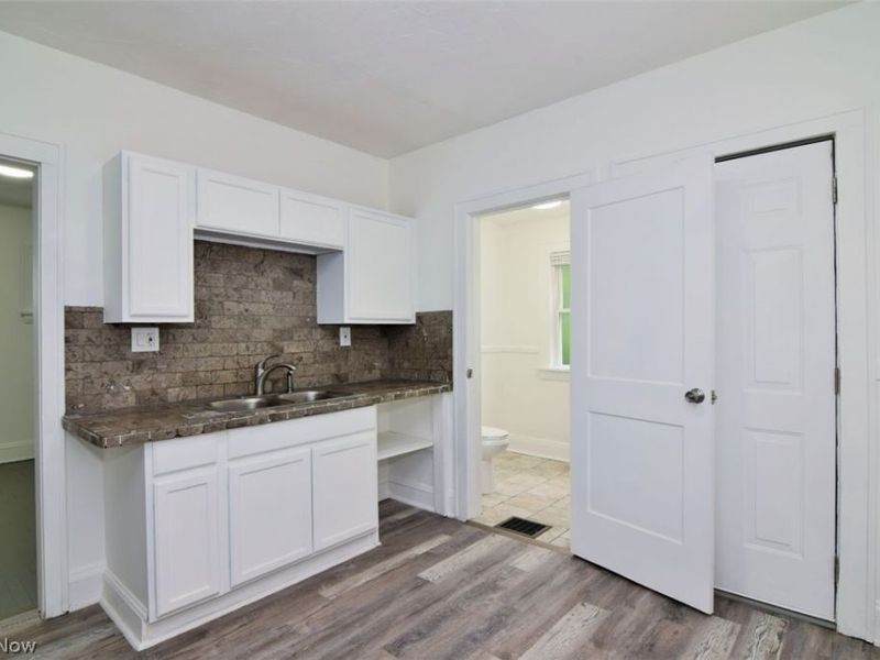 3369 E 139th Street , Cleveland, OH 44120 Photo 17