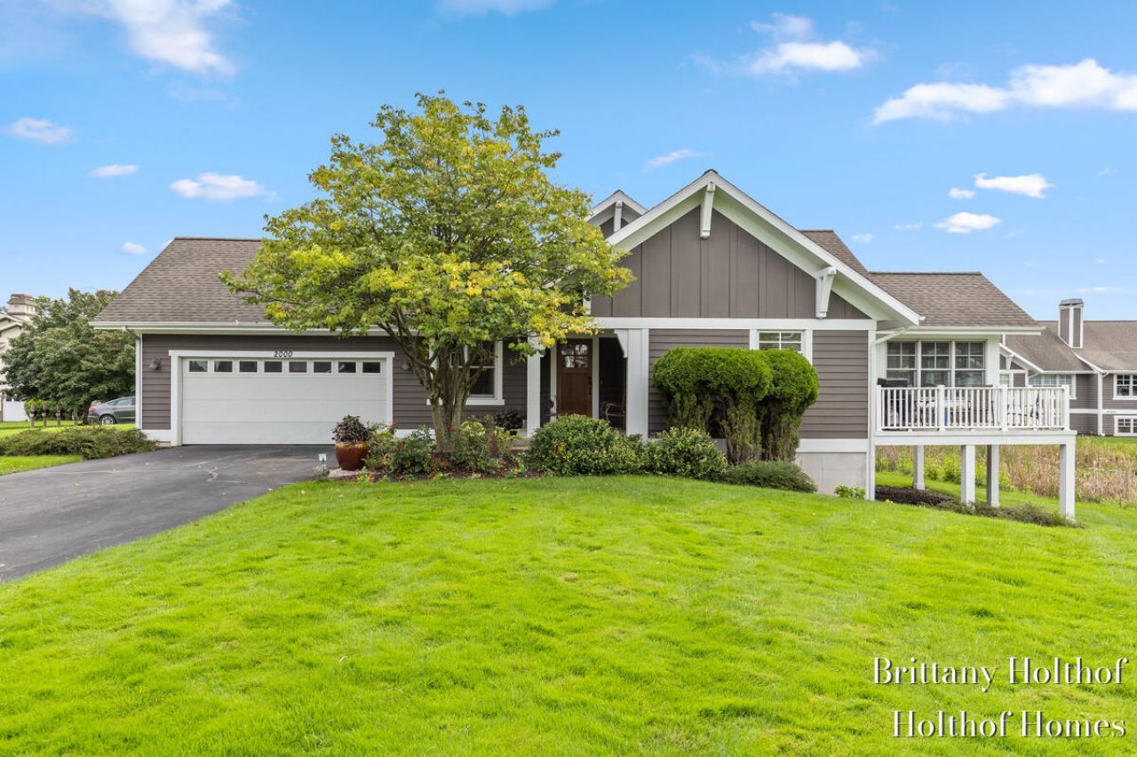 2000 Talamore Court Se, Grand Rapids, MI 49546 Main Photo